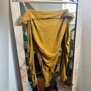 LAST CHANCE: BCBGMaxAzria Off-Shoulder Body Suit | Green/Gold | Size S